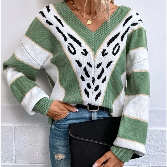 Drop Shoulder Sweater - Picture 3 of 7